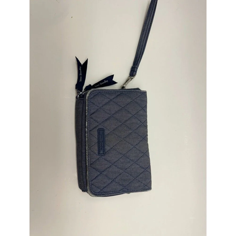 Vera Bradley Denim Wristlet Wallet Phone Holder Blue Quilted Rose Floral Interio